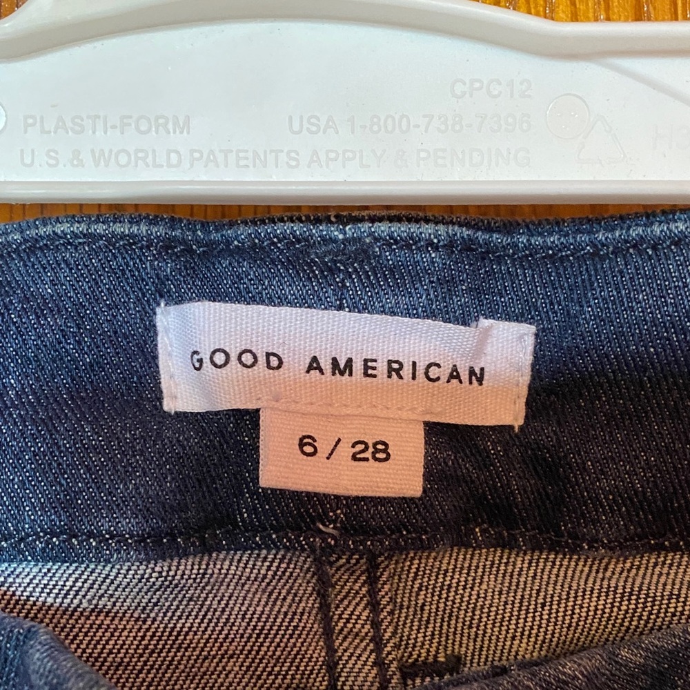 Good American High Rise Dark Blue Jeans - Picture 2 of 7